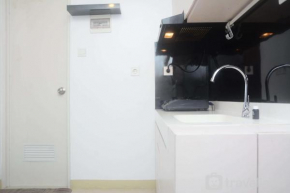 Warm and Minimalist 1BR at Signature Park Grande Apartment By Travelio
